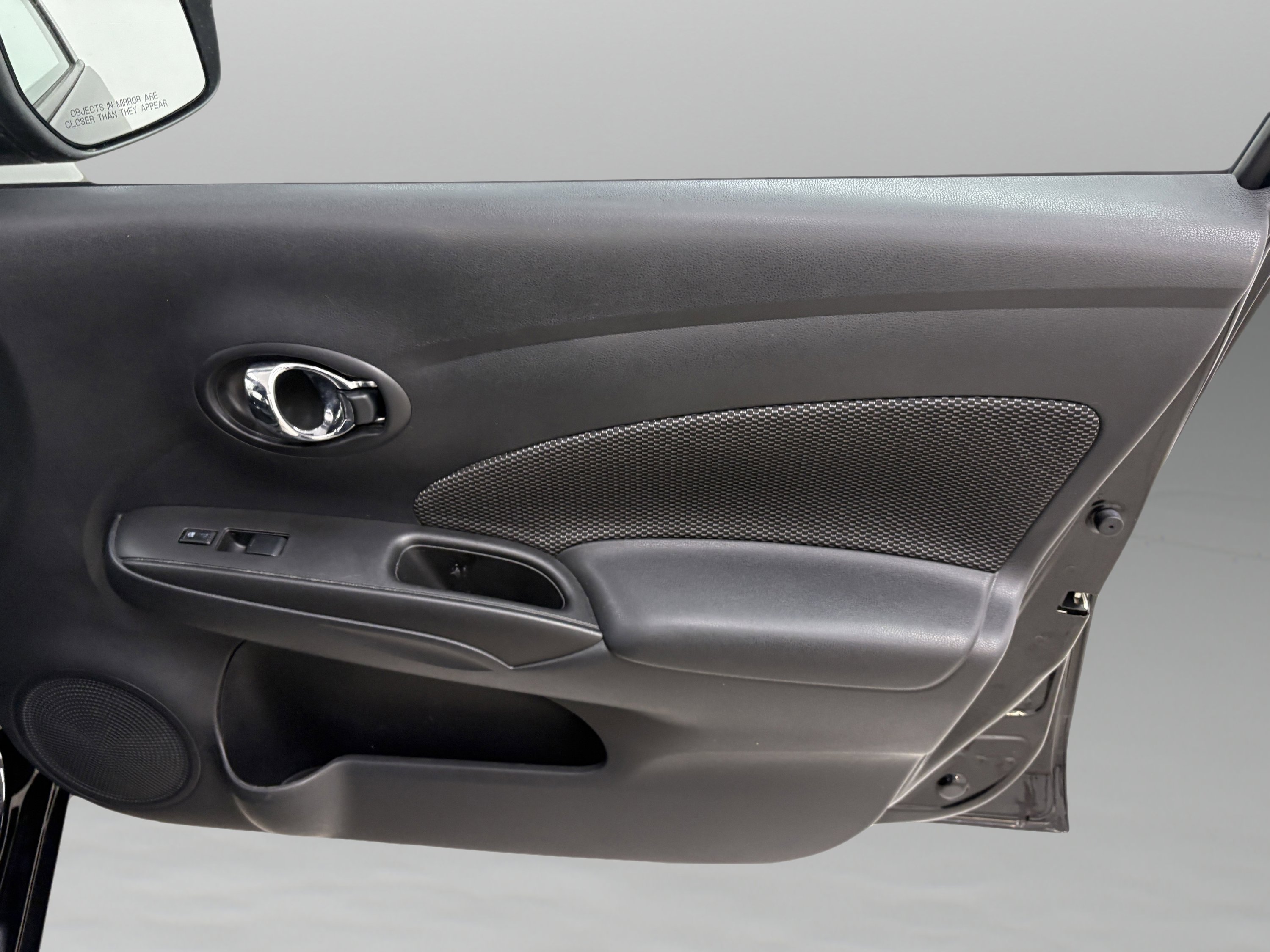 Used 2018 Nissan Versa SV w/ SV Special Edition Package image 24