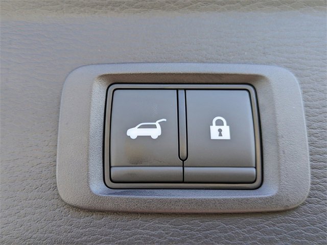 New 2025 Mitsubishi Outlander SE image 14