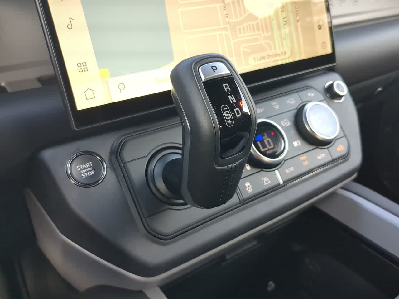 New 2026 Land Rover Defender 110 X AWD/4WD image 34