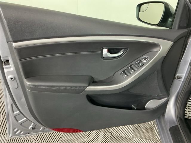 Used 2015 Hyundai Elantra GT w/ Option Group 03 FWD image 21