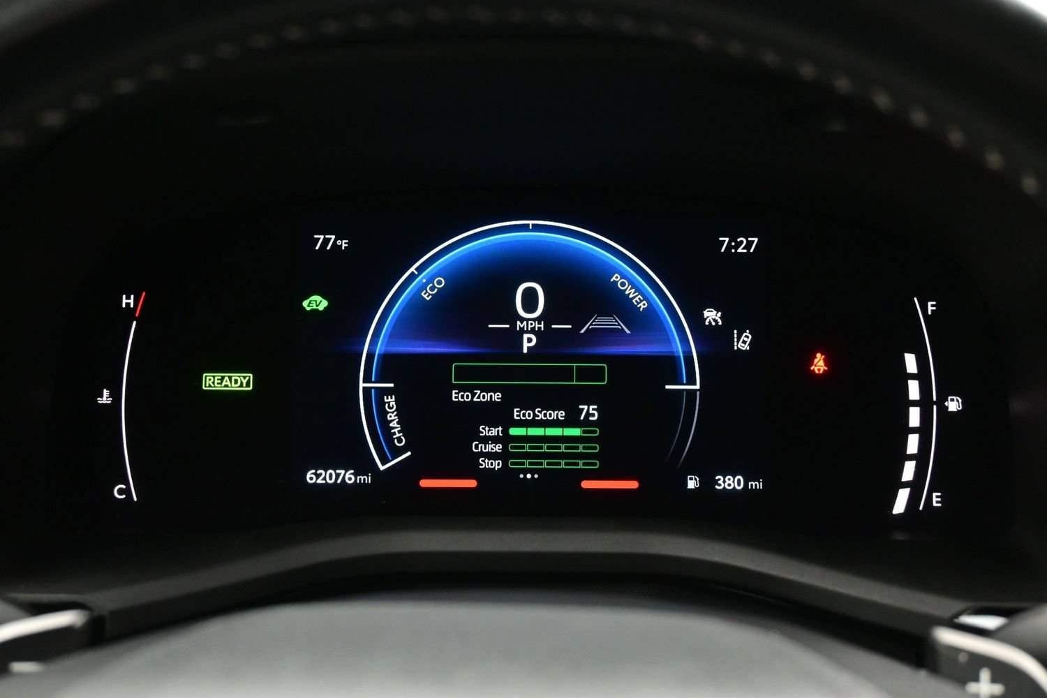 Used 2025 Toyota Camry SE FWD image 25