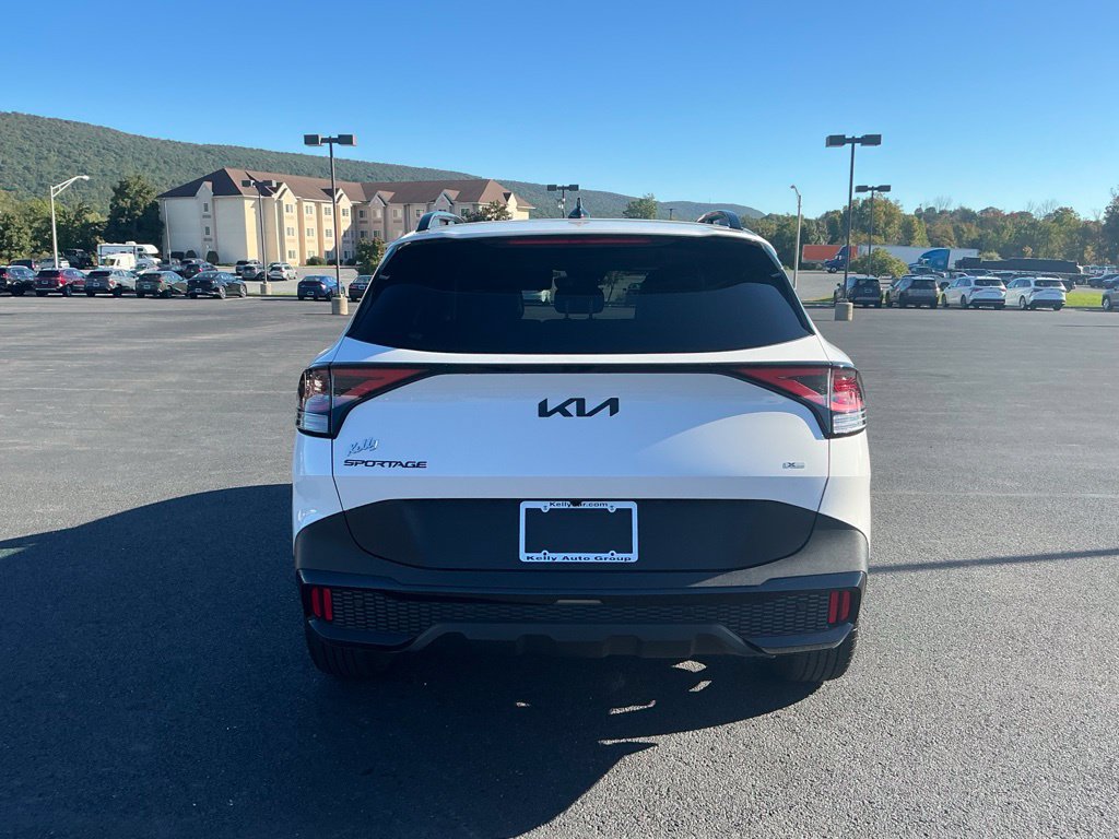 Used 2025 Kia Sportage X-Line w/ Premium Package AWD/4WD image 8