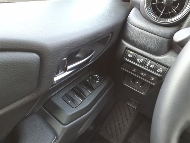 Used 2025 Toyota Land Cruiser w/ Premium Package image 21