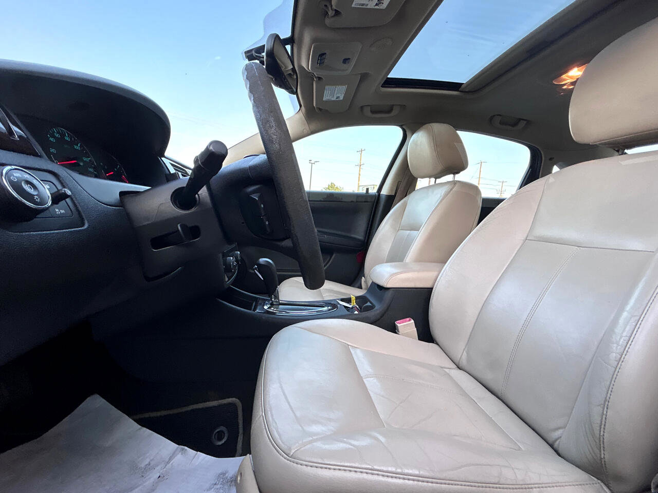 Used 2015 Chevrolet Impala LTZ image 15