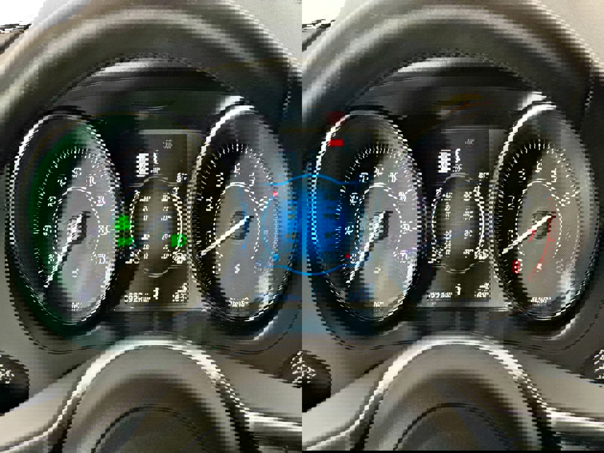 Used 2020 Jaguar E-PACE image 38