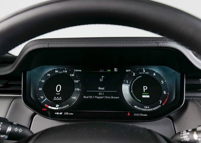 New 2025 Land Rover Range Rover SE image 15