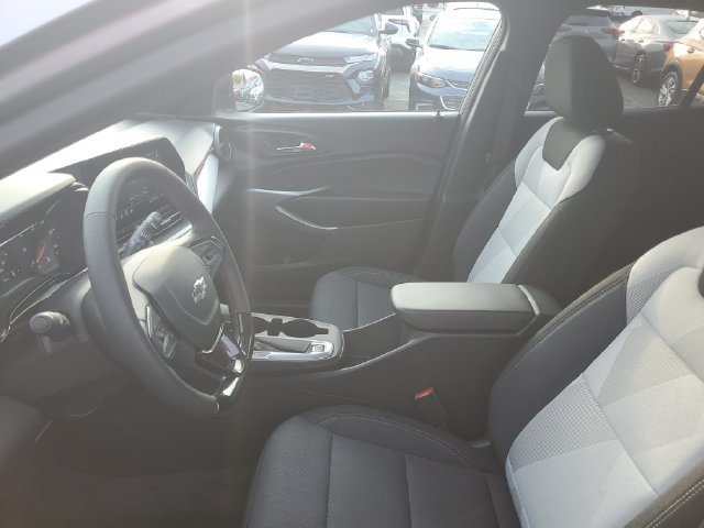 Certified 2026 Chevrolet Trax RS FWD image 15