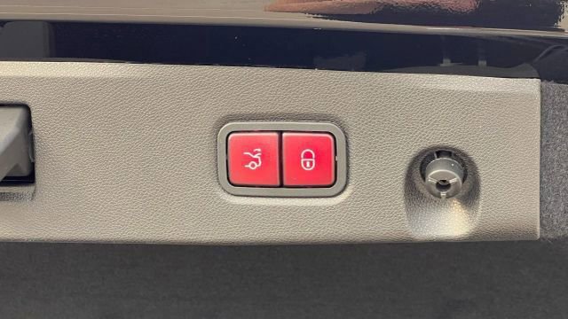 Used 2013 Mercedes-Benz CLS 550 image 24