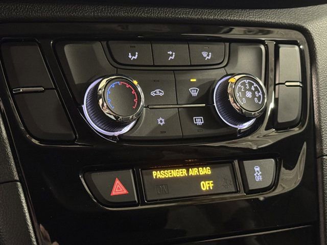 Used 2022 Buick Encore Preferred w/ Safety Package image 22