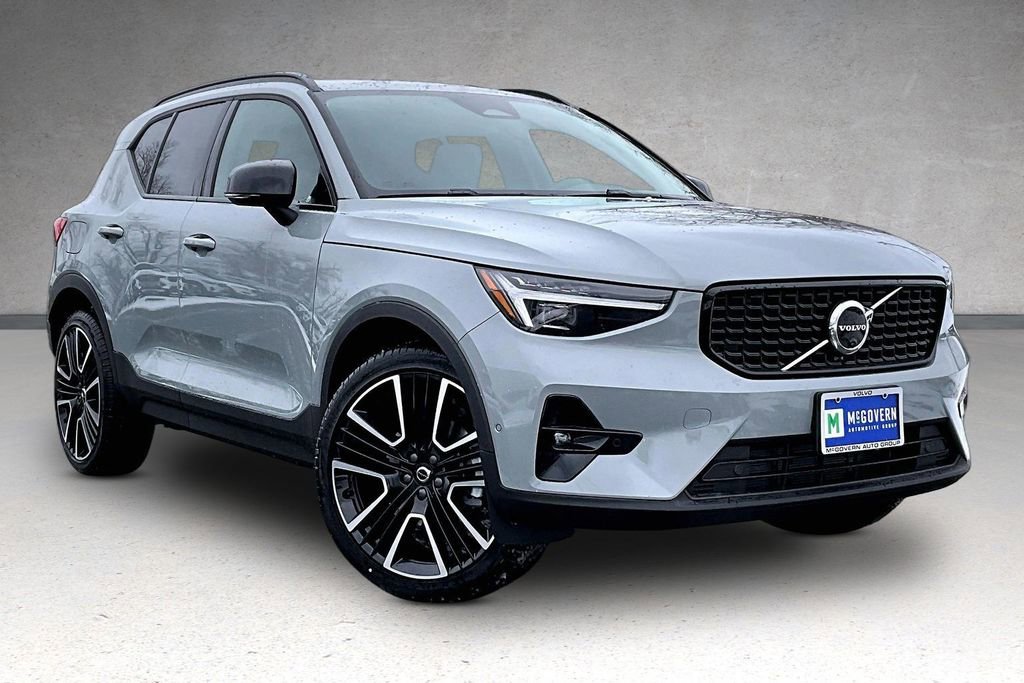 New 2026 Volvo XC40 B5 Ultra w/ Protection Package Premier AWD/4WD image 2