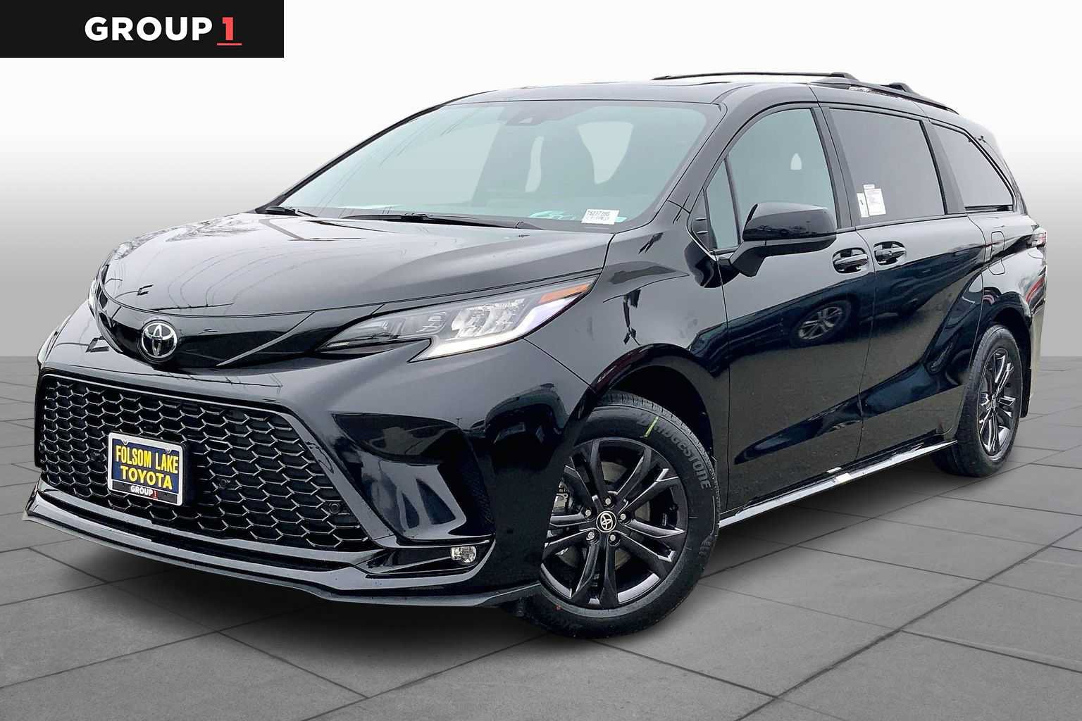New 2026 Toyota Sienna XSE AWD/4WD image 1