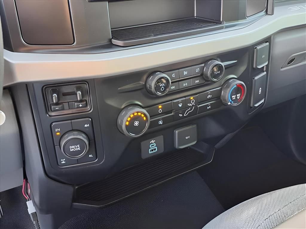 Used 2024 Ford F350 XL w/ STX Appearance Package AWD/4WD image 6