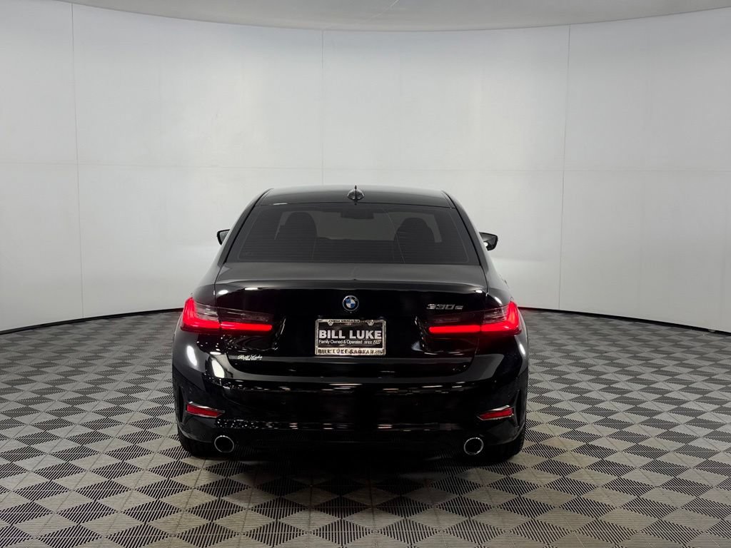 Used 2022 BMW 330e w/ Driving Assistance Package RWD image 7