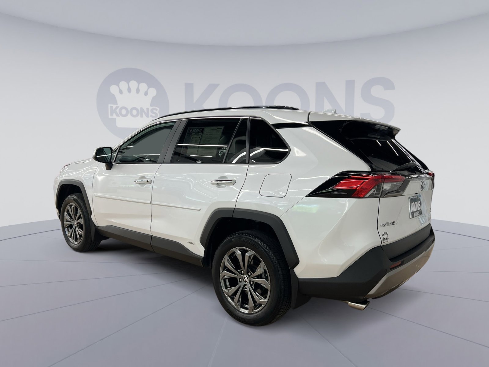 Used 2024 Toyota RAV4 Limited AWD/4WD image 4