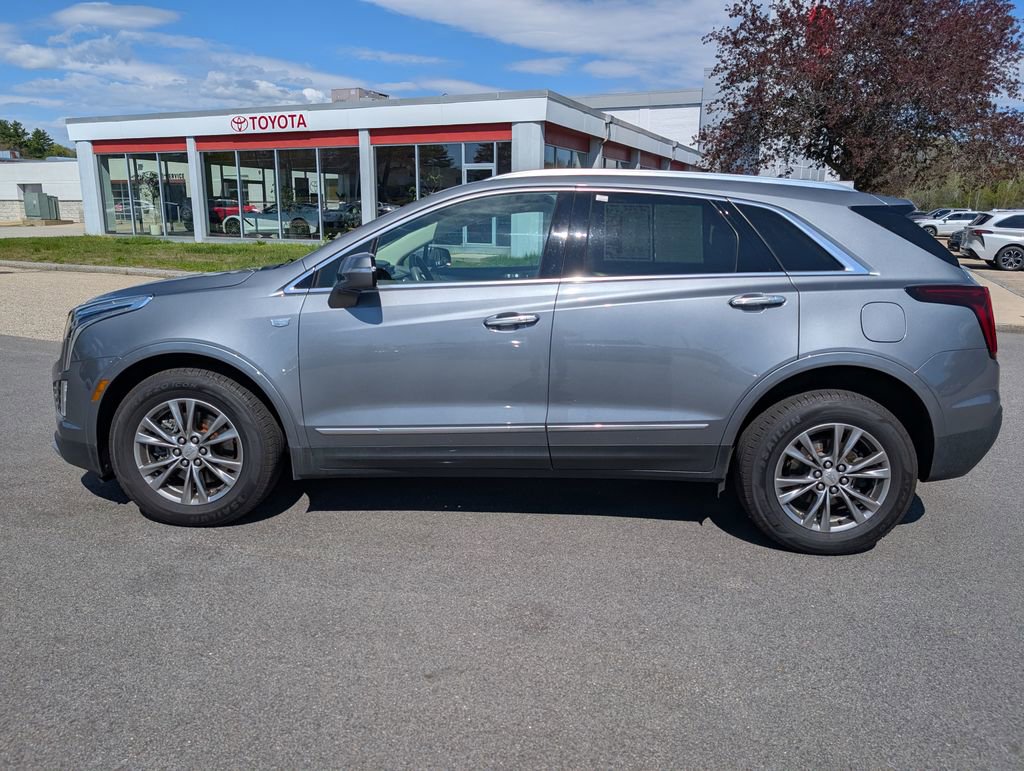 Used 2021 Cadillac XT5 Premium Luxury AWD/4WD image 2