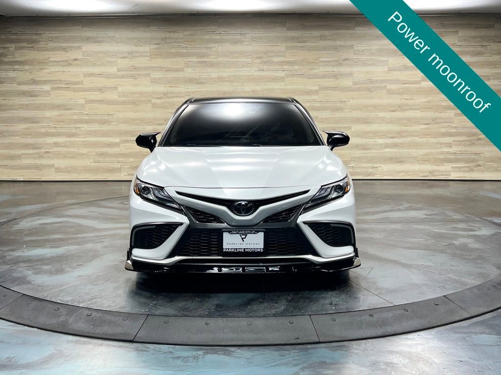 Used 2023 Toyota Camry XSE FWD image 4