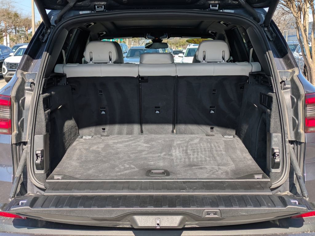 Used 2021 BMW X5 xDrive40i w/ Premium Package image 13