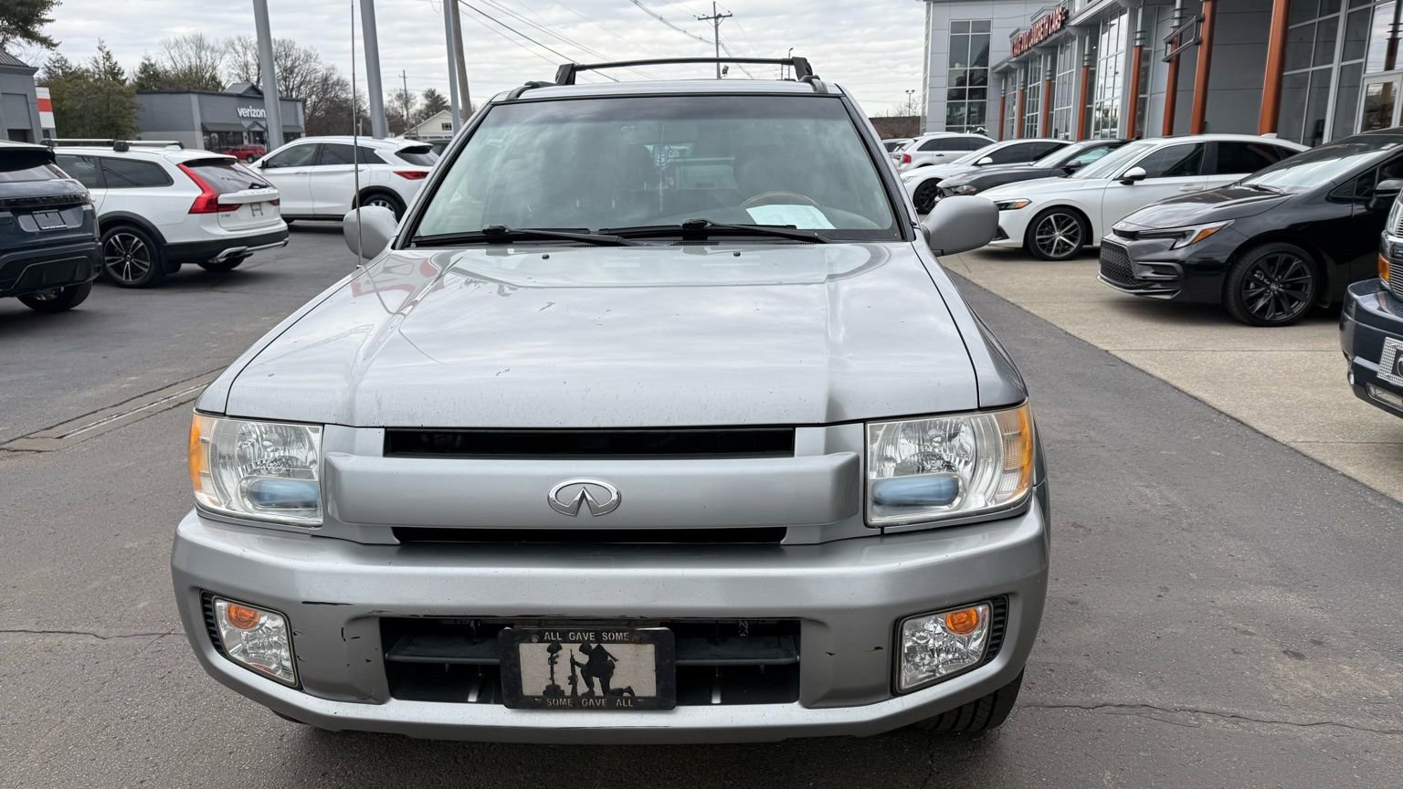 Used 2001 INFINITI QX4 4WD w/ (S02) Sport Pkg image 4