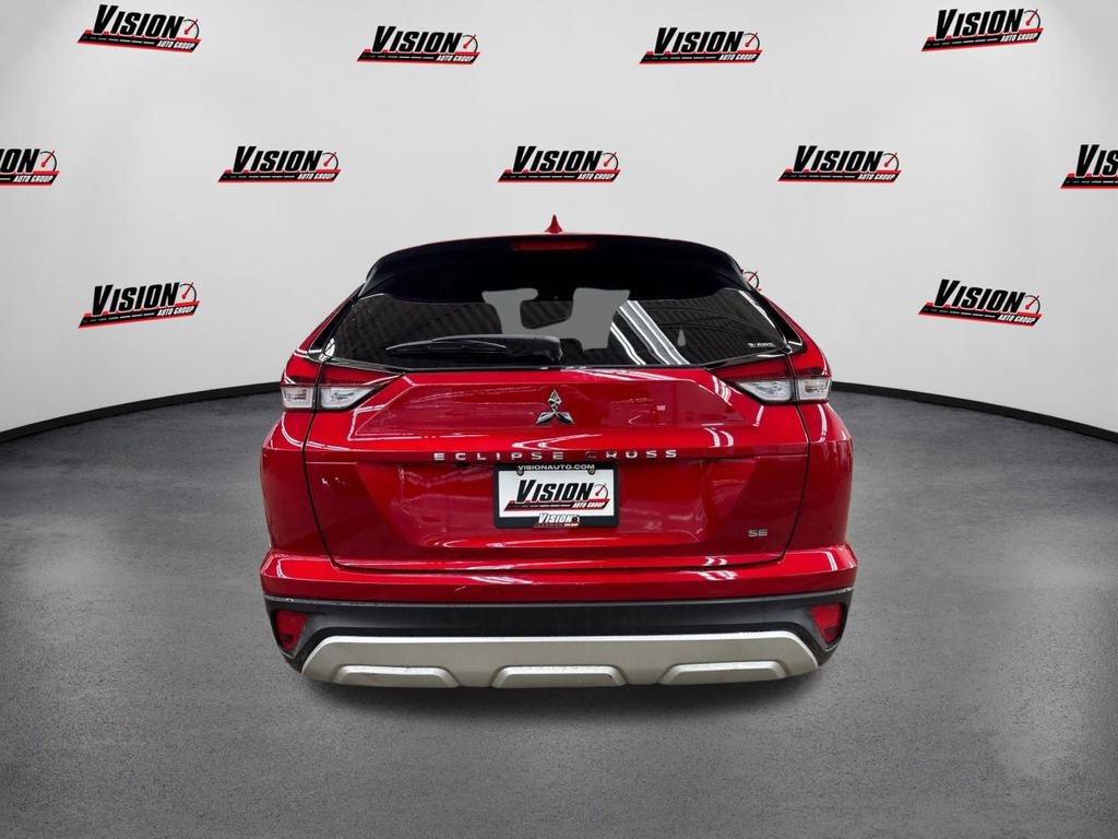 Used 2024 Mitsubishi Eclipse Cross SE image 6