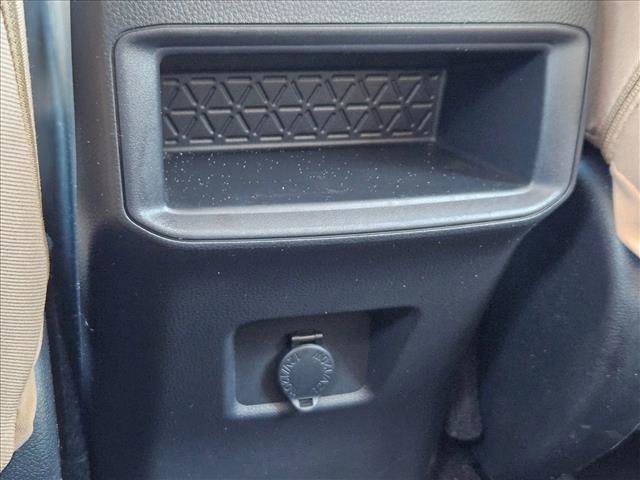 Used 2019 Toyota RAV4 LE image 16