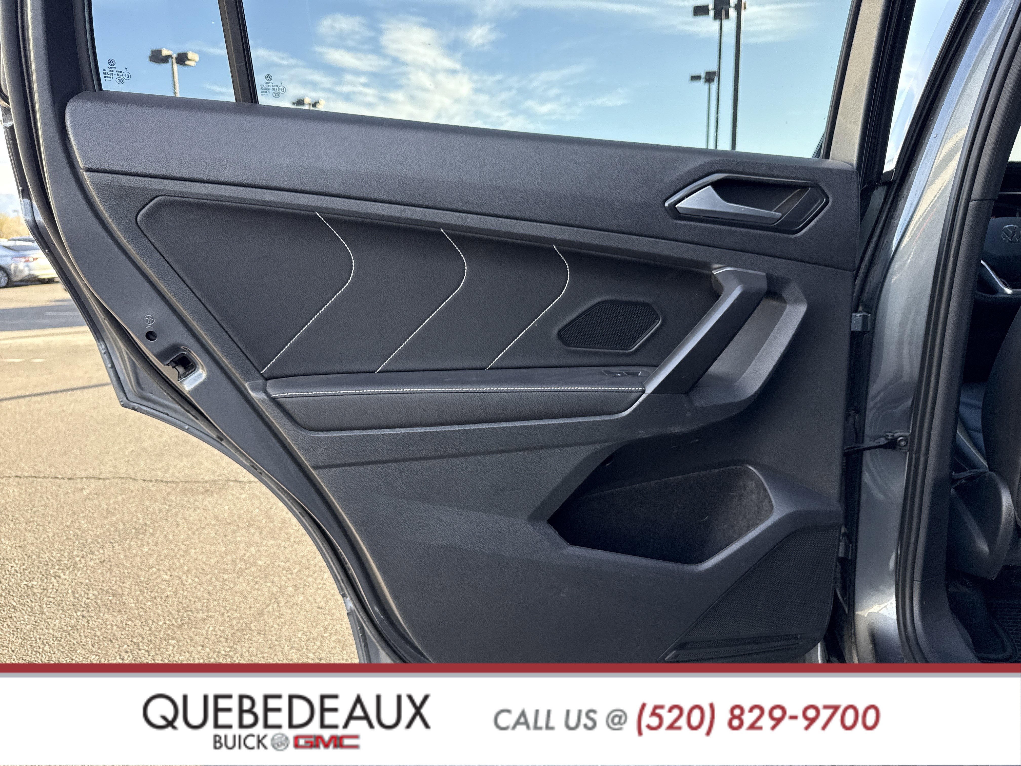 Used 2022 Volkswagen Tiguan SEL R-Line image 21