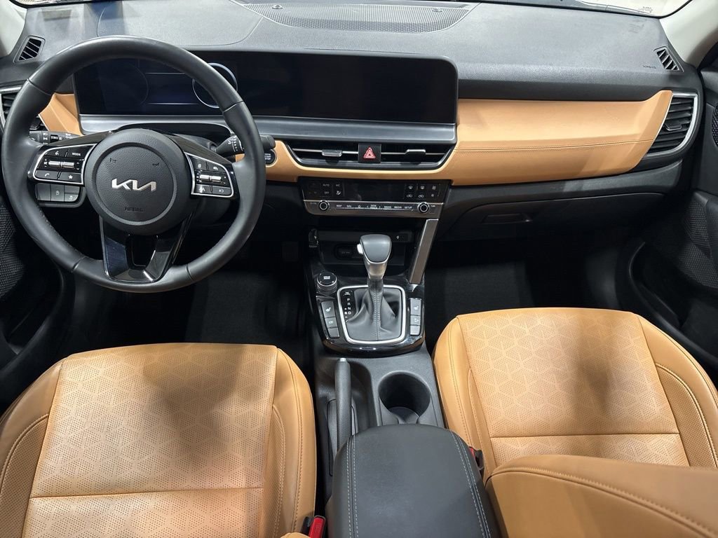 Certified 2024 Kia Seltos EX image 8