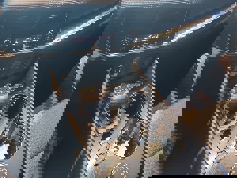 Used 2022 Nissan Rogue SV image 14