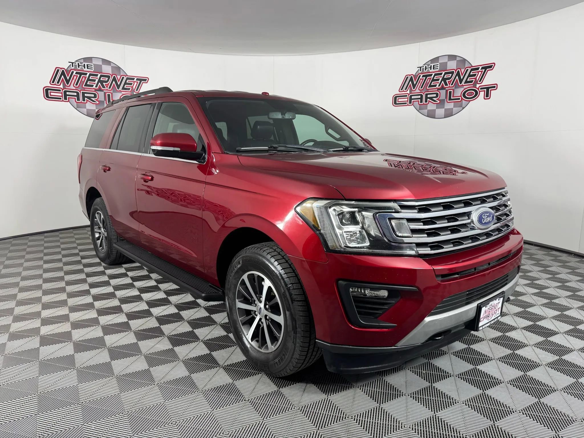 Used 2019 Ford Expedition XLT w/ Equipment Group 201A image 9
