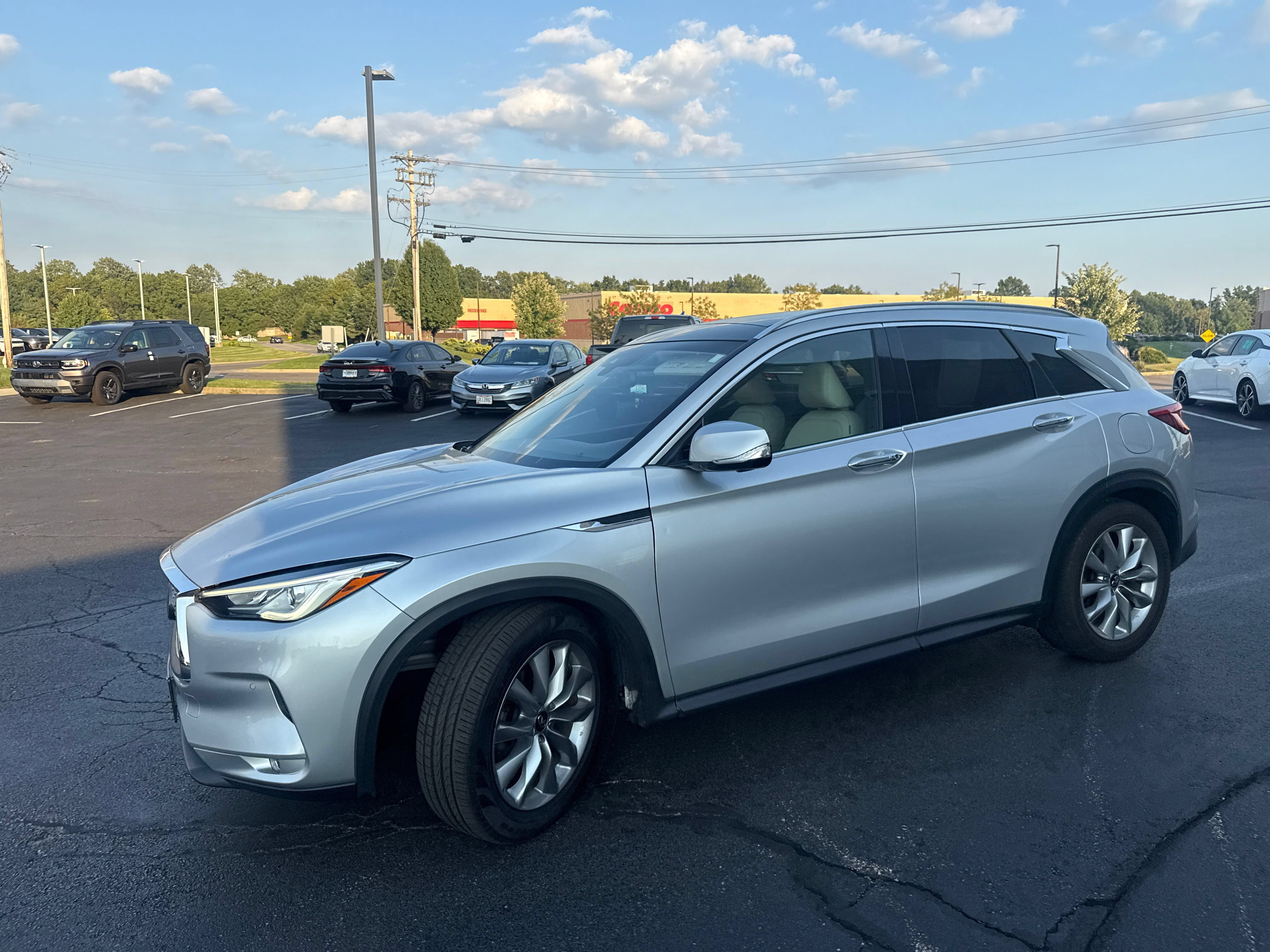 Used 2020 INFINITI QX50 Essential AWD/4WD image 14
