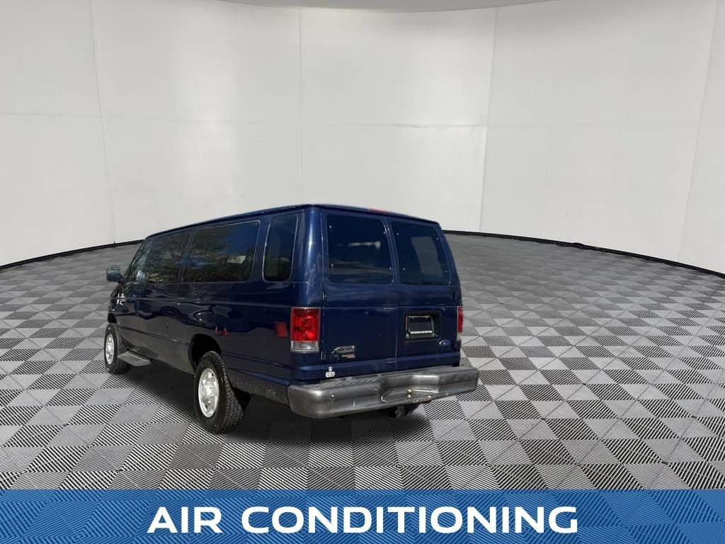 Used 2007 Ford E-350 and Econoline 350 Extended Wagon Super Duty RWD image 7