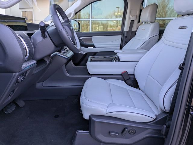 New 2025 Ford Expedition Platinum w/ Platinum Ultimate Package image 20
