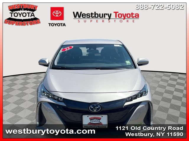 Certified 2022 Toyota Prius Prime LE FWD image 3