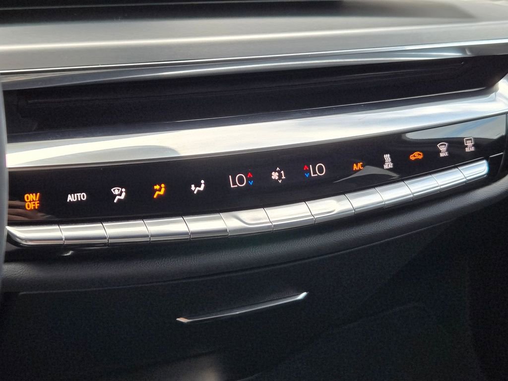 Certified 2024 Cadillac Lyriq Luxury image 21