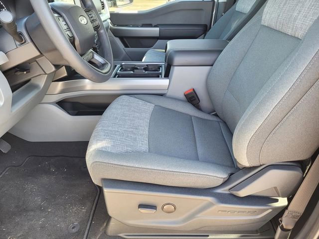 New 2026 Ford F250 XLT w/ FX4 Off-Road Package image 22