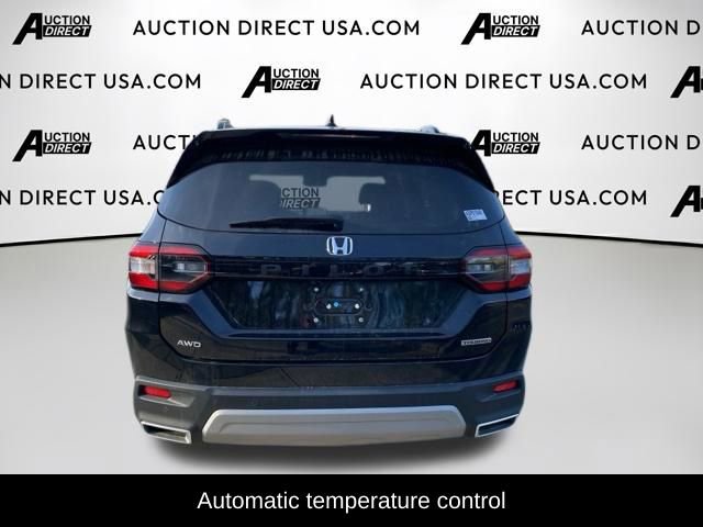 Used 2024 Honda Pilot Touring image 5