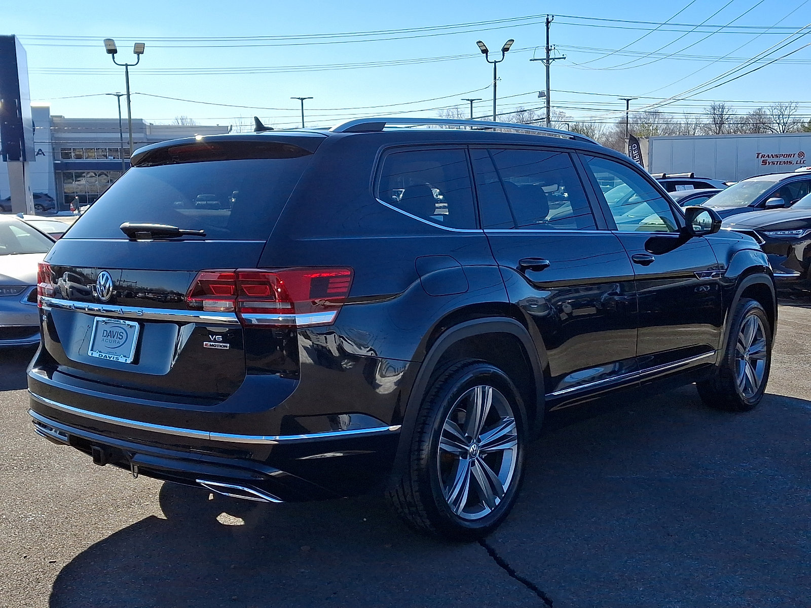 Used 2019 Volkswagen Atlas SE w/ Panoramic Sunroof Package image 4