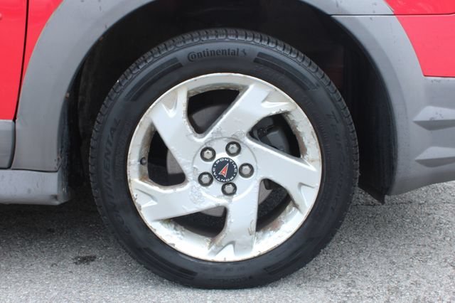 Used 2006 Pontiac Vibe w/ Preferred Package FWD image 33