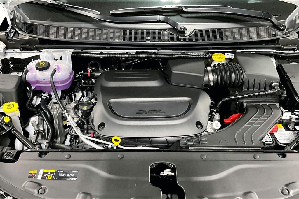 New 2026 Chrysler Voyager LX image 26