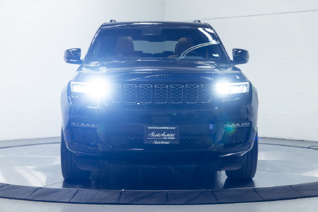 Used 2024 Jeep Grand Cherokee L Summit AWD/4WD image 5