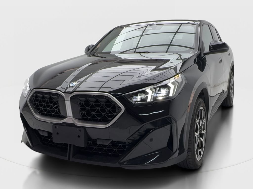 Used 2025 BMW X2 xDrive28i AWD/4WD image 4