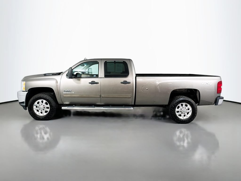Used 2014 Chevrolet Silverado 3500 LT w/ Interior Plus Package AWD/4WD image 5