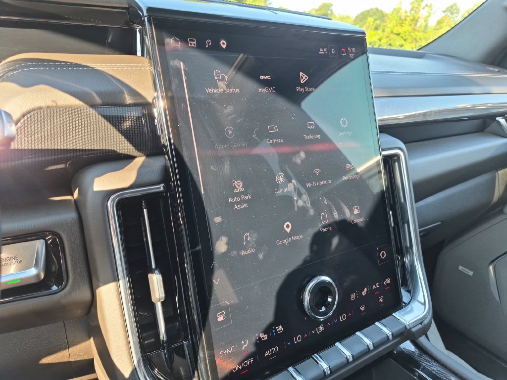 Used 2026 GMC Yukon XL Elevation w/ Elevation Premium Package RWD image 19