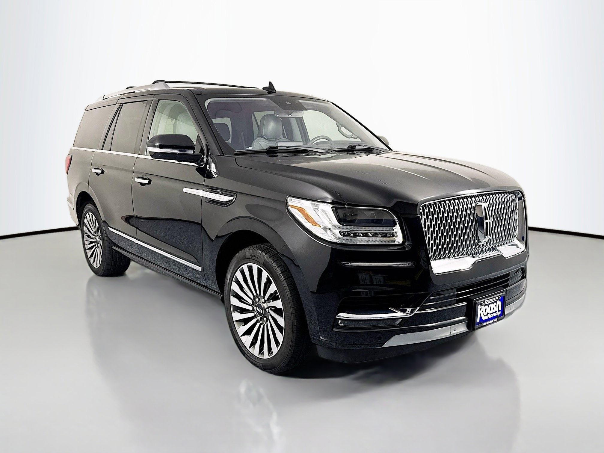 Used 2019 Lincoln Navigator Reserve w/ Cargo Package image 3