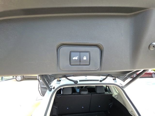 Used 2026 Nissan Rogue SV FWD image 28