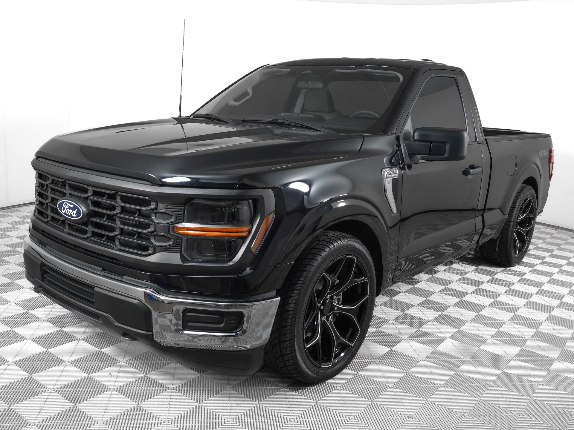 Used 2024 Ford F150 XL AWD/4WD image 9