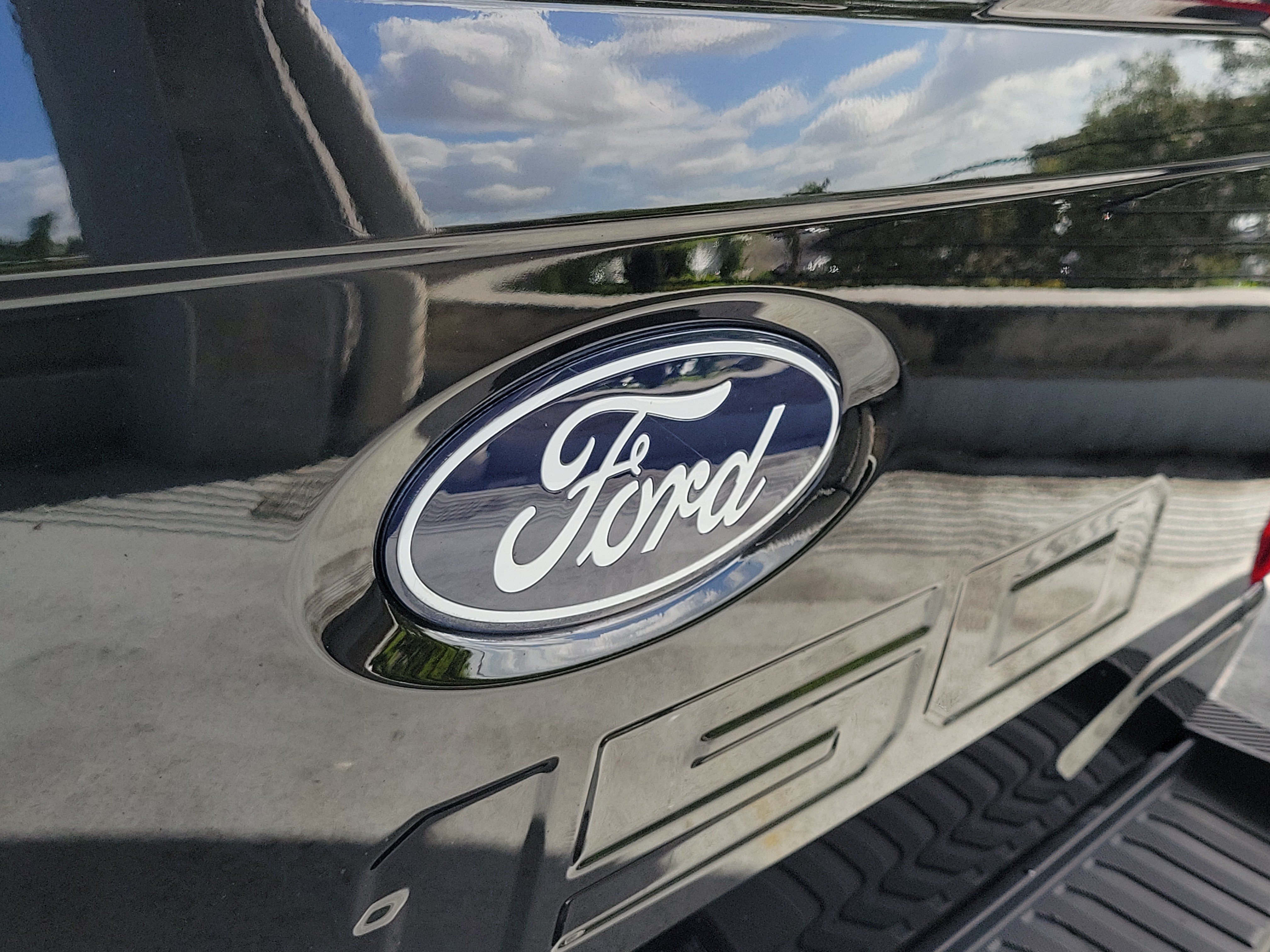 Used 2024 Ford F150 STX w/ Mobile Office Package RWD image 6