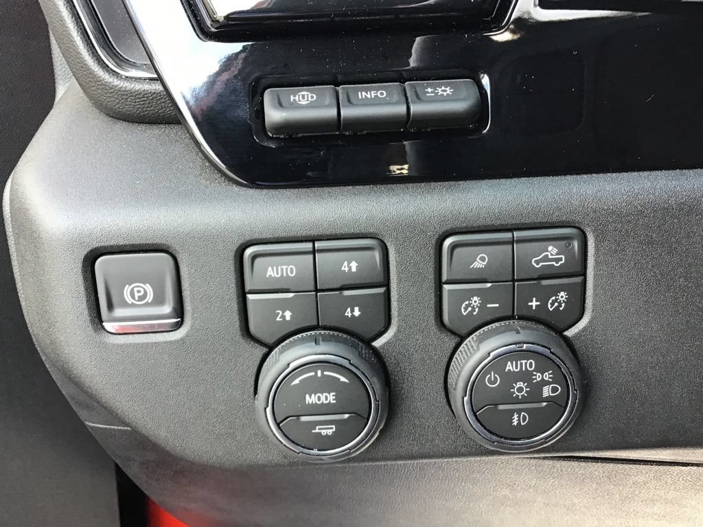 Used 2026 Chevrolet Silverado 2500 ZR2 w/ LPO, Dark Essentials Package AWD/4WD image 19