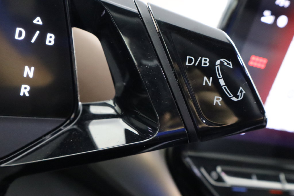 Used 2023 Volkswagen ID.4 Pro RWD image 24