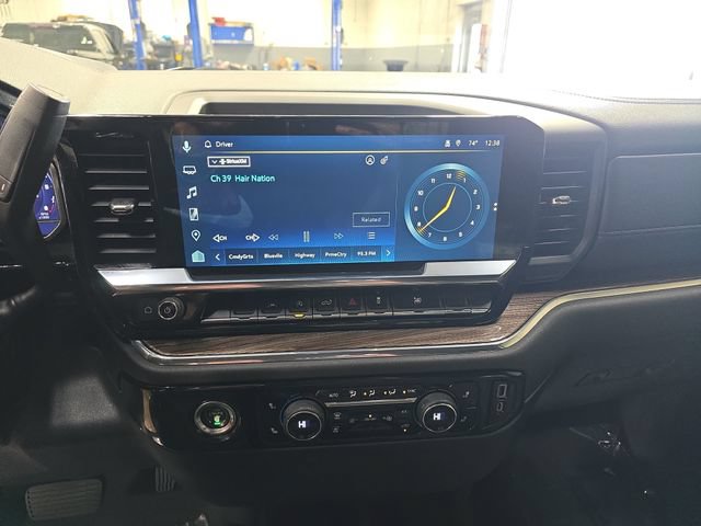 Used 2024 Chevrolet Silverado 1500 LT AWD/4WD image 23