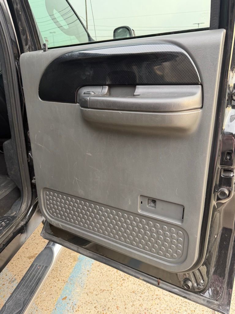 Used 2006 Ford F250 image 9